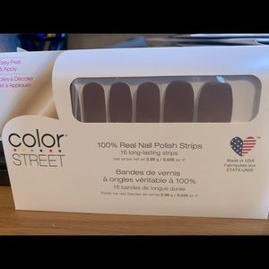 Color Street Nail Polish Strips in Berlin It To Win It. Brand New.